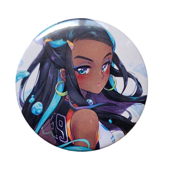 Large Nessa Button - Picture 2 of 3